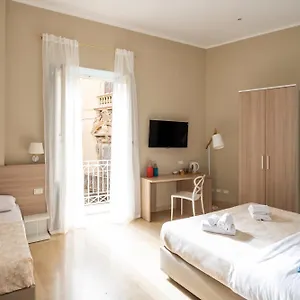 https://le-mura-charme-rooms.sicilyhotelsitaly.net